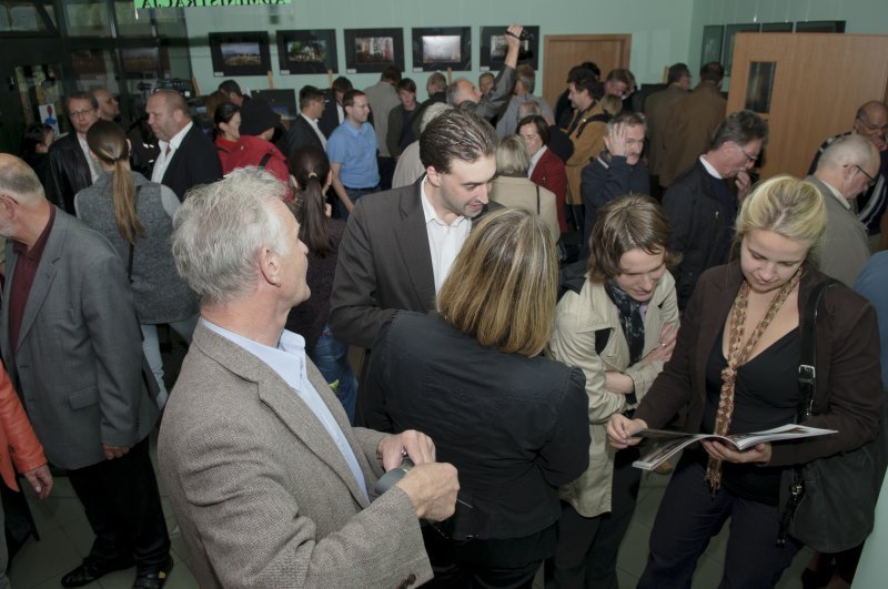 Panoderama1106on work.jpg